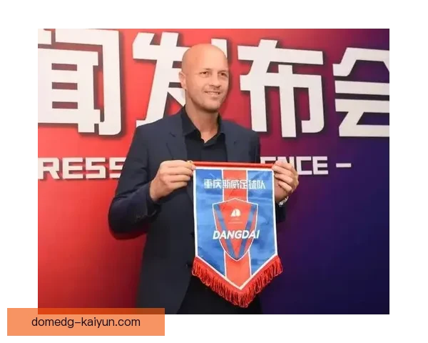 克鲁伊夫经典比赛分析展现球员个人风格与战术影响力