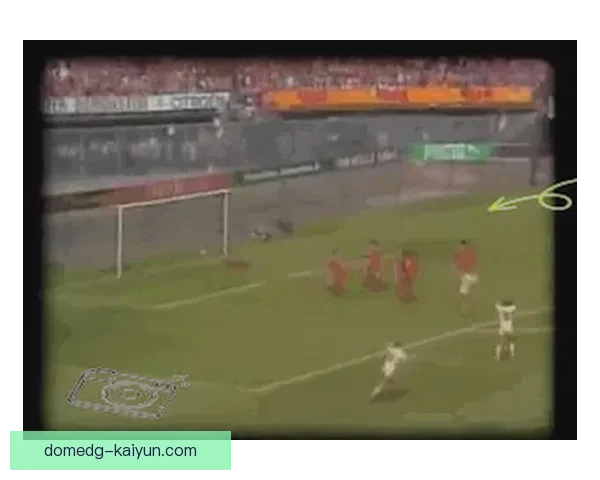 克鲁伊夫全攻理念对世界杯战术演变的影响分析